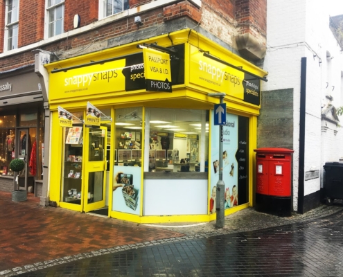 Snappy Snaps front of shop